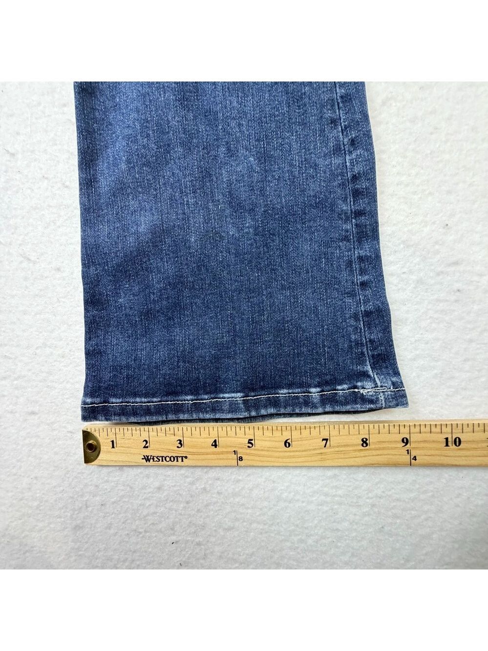 FRAME Le One Crop Mini Boot Jeans Women’s 1 (Fits 25) Medium Wash Stretch - Picture 9 of 9